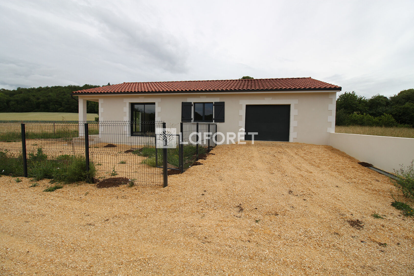Maison Saint-pierre-de-cÔle 4 pièce(s) 110 m2