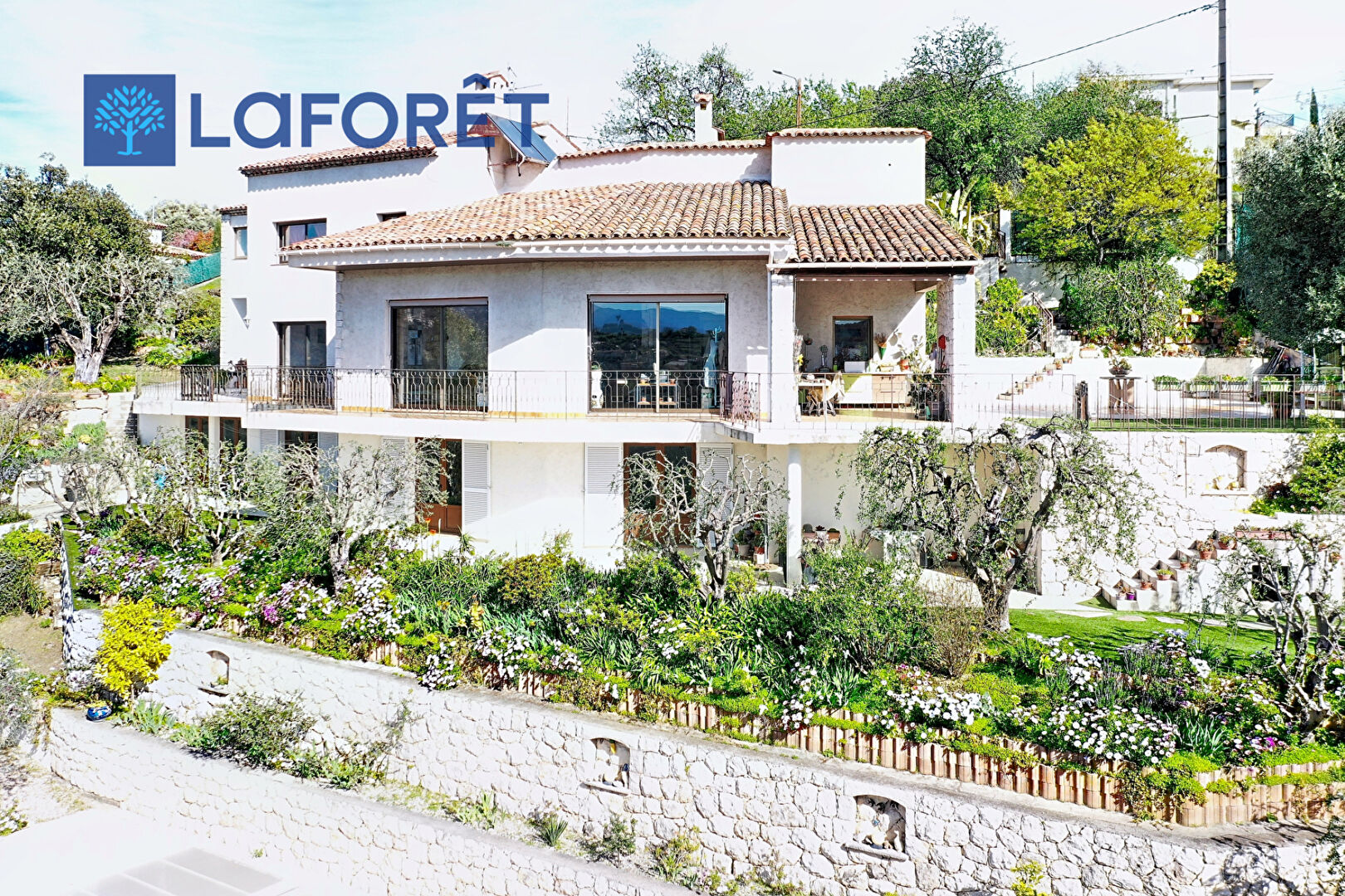 Maison Cagnes Sur Mer 10 pièce(s) 330m2