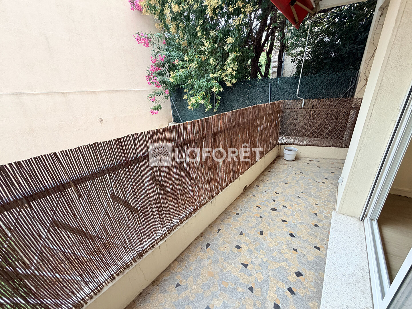 Cannes bas Petit Juas : appartement 2 pièces 53 m² avec Balcon et Cave