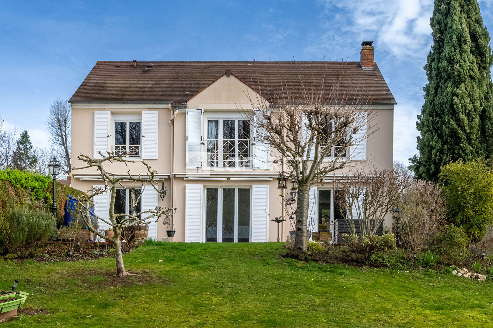 Maison Neuville Sur Oise 7 pièce(s) 145 m2