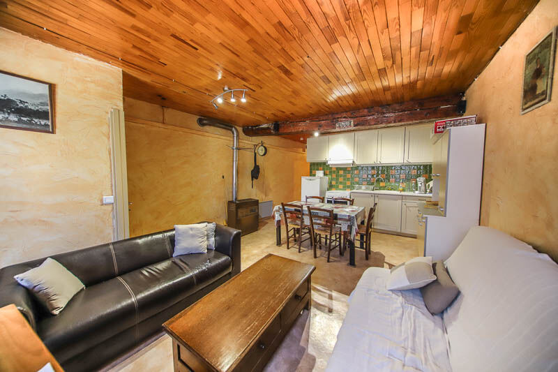 **MAISON TYPE 4 + GARAGE VOUTÉ + CAVE - CHATEAUROUX-LES-ALPES - 4 pièces