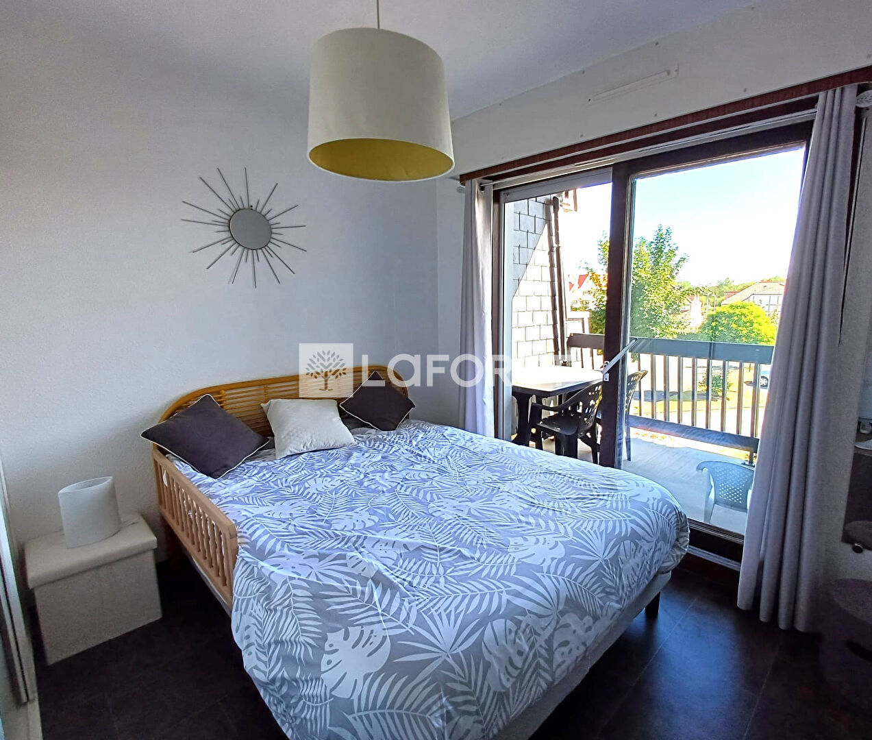2 pièces de 33 m2 avec balcon et parking - Sainte Cécile