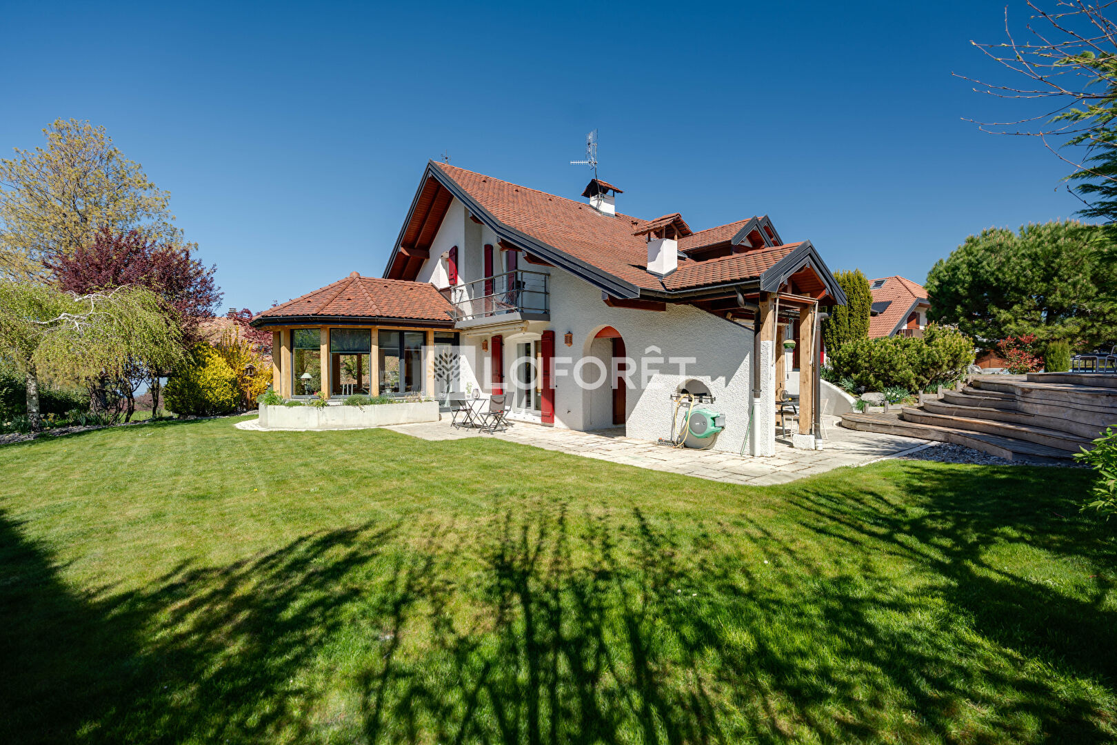 Maison Neuvecelle 8 pièces 189.72m² au calme