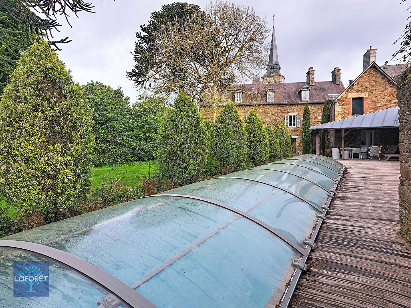 Villa Fougerolles Du Plessis