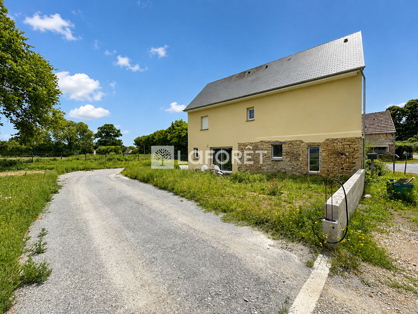 Maison Saint Pierre Langers 4 pièce(s) 128 m2