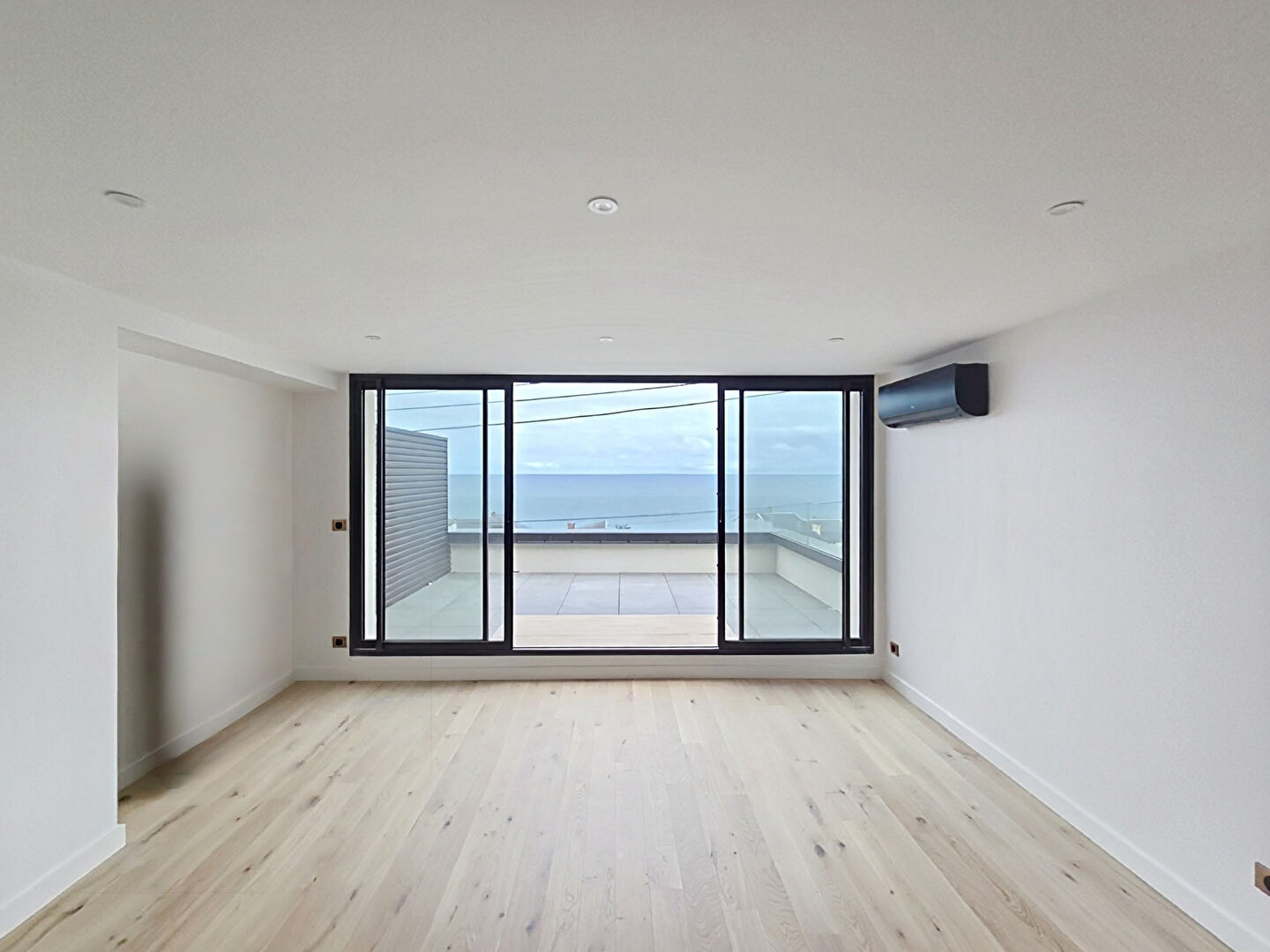 Appartement 3 pièces avec vue mer à vendre à Donville-les-Bains - Réf. 258