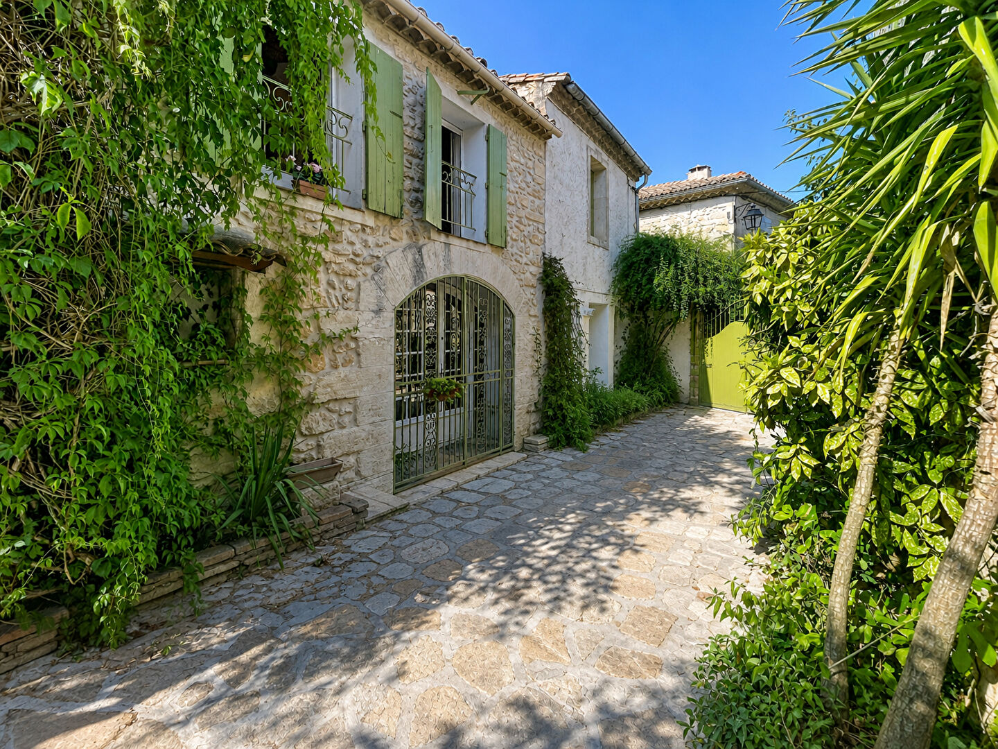 Maison de caractère au coeur de Lunel-Viel avec 813 m² de terrain