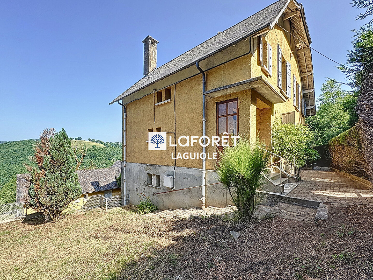Maison Argences En Aubrac 12 pièce(s) 160 m2