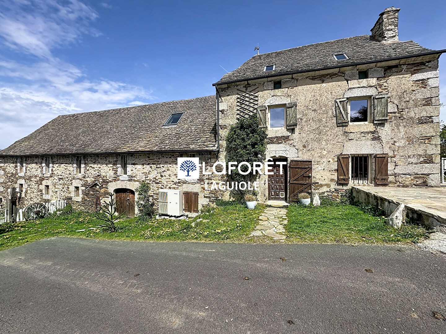 Maison Fridefont 6 pièce(s) 195 m2
