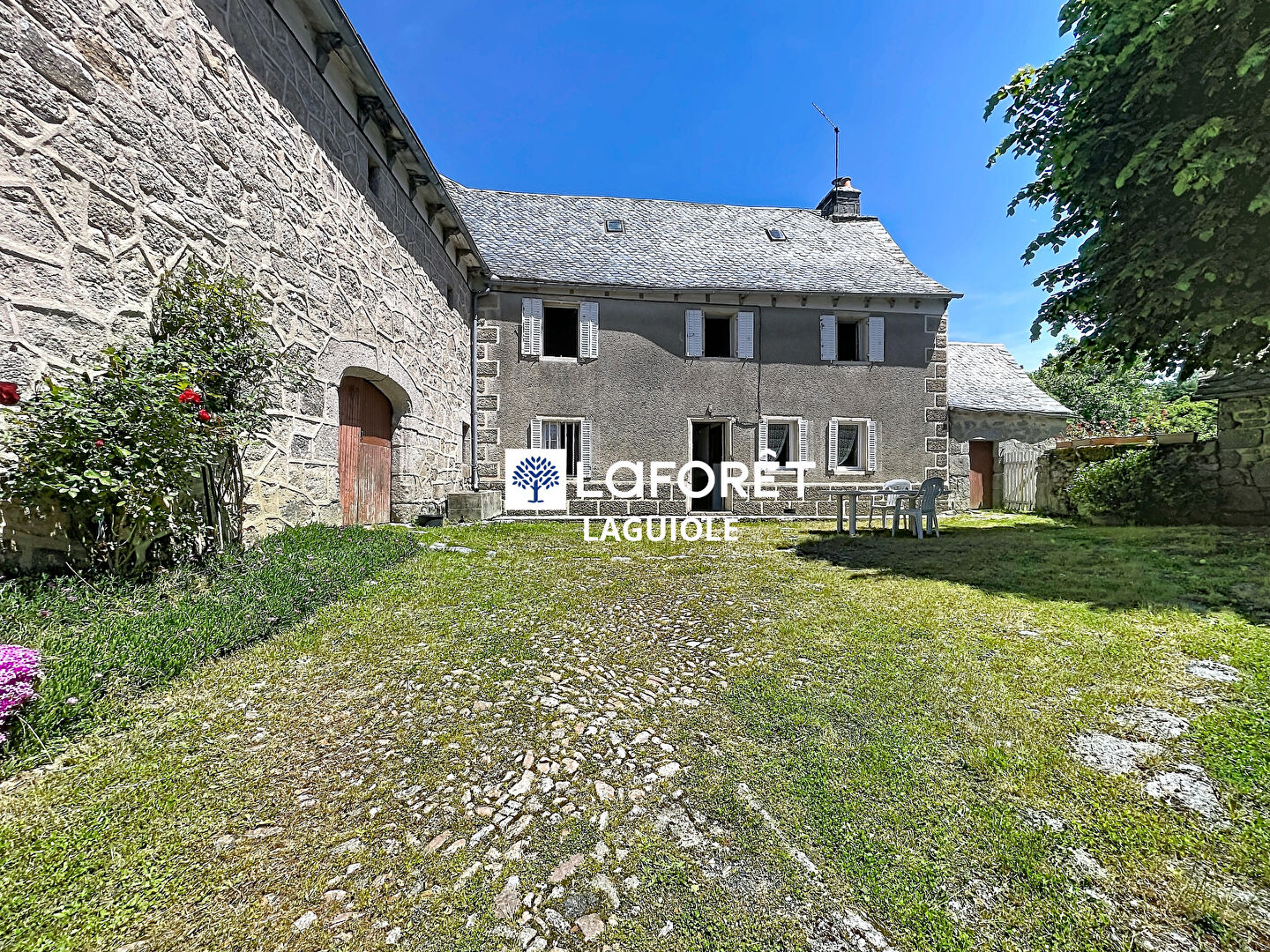 Maison Argences En Aubrac 5 pièce(s) 85 m2