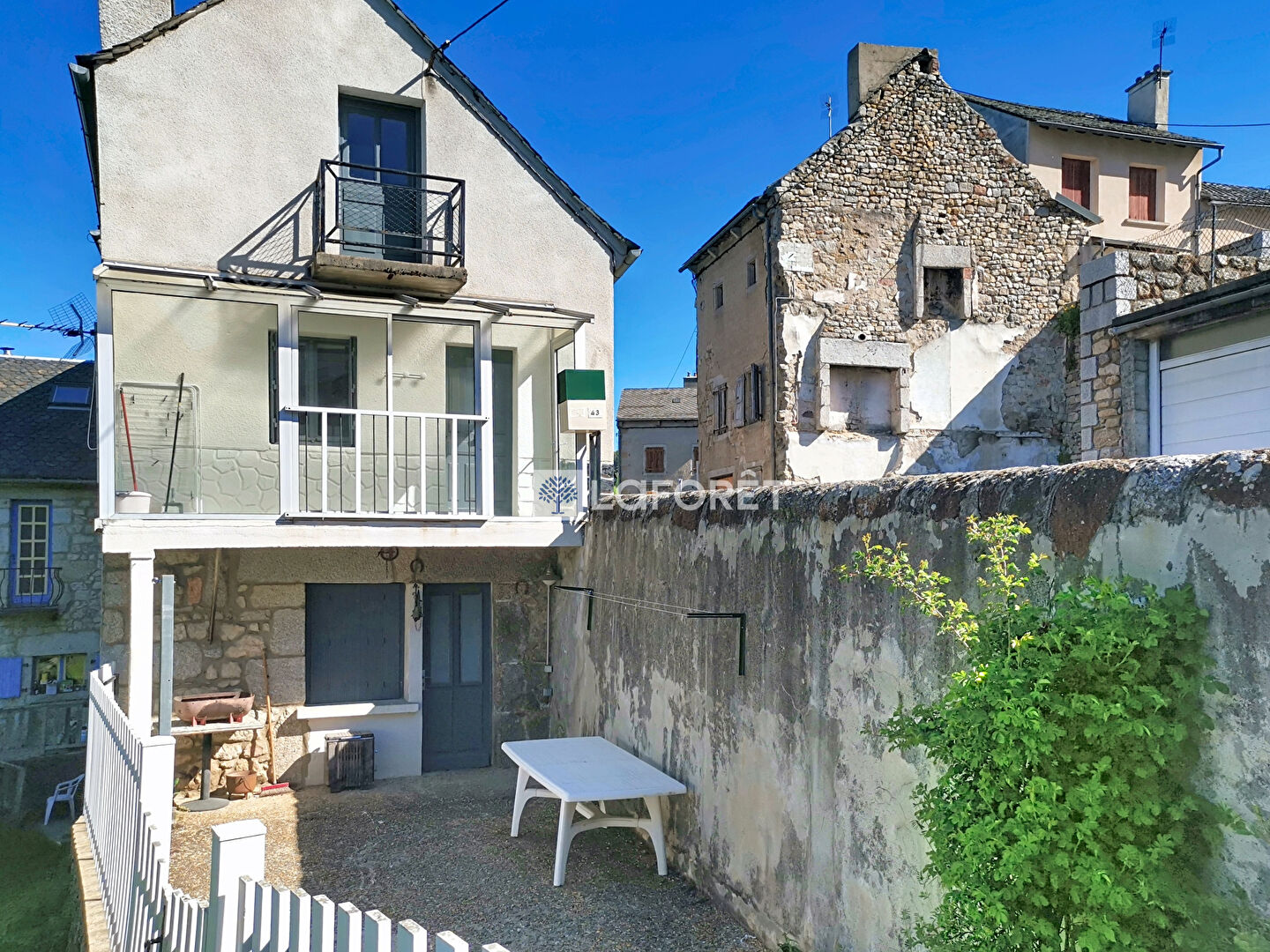 Maison Saint Alban Sur Limagnole 8 pièce(s) 107 m2