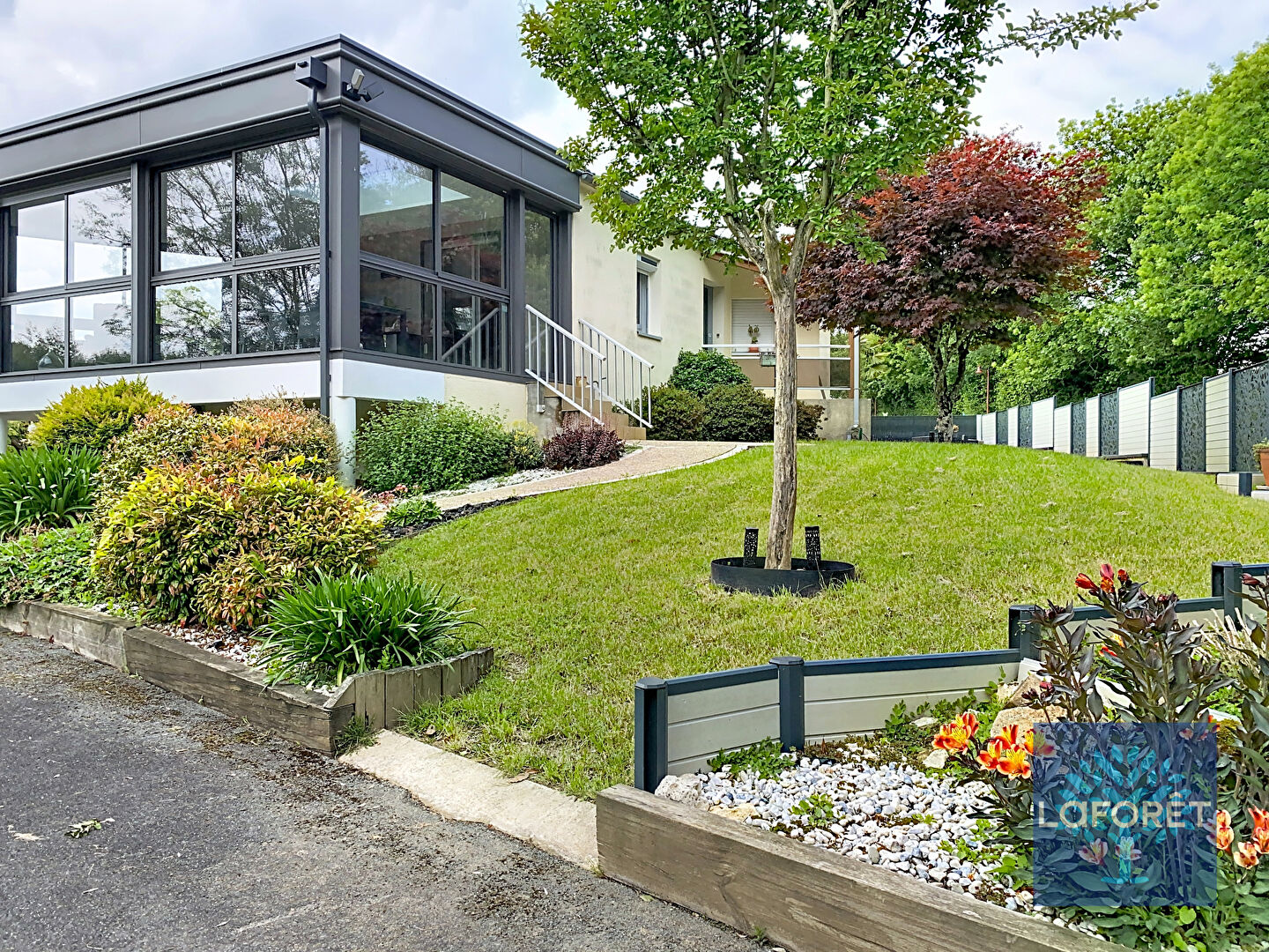 Maison d'architecte La Jaudonniere 5 pièce(s) 202 m2