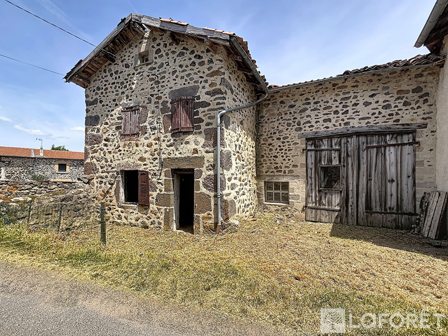 Corps de ferme en pierre à réhabiliter