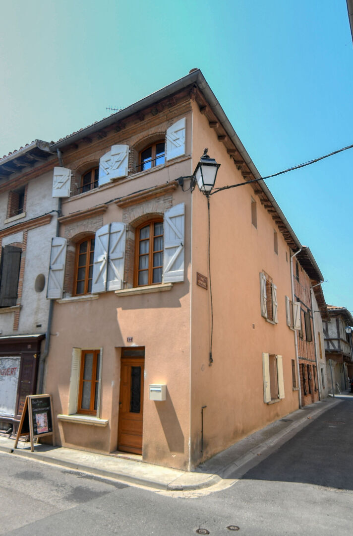 MAISON DE VILLE A VENDRE A LISLE-SUR-TARN