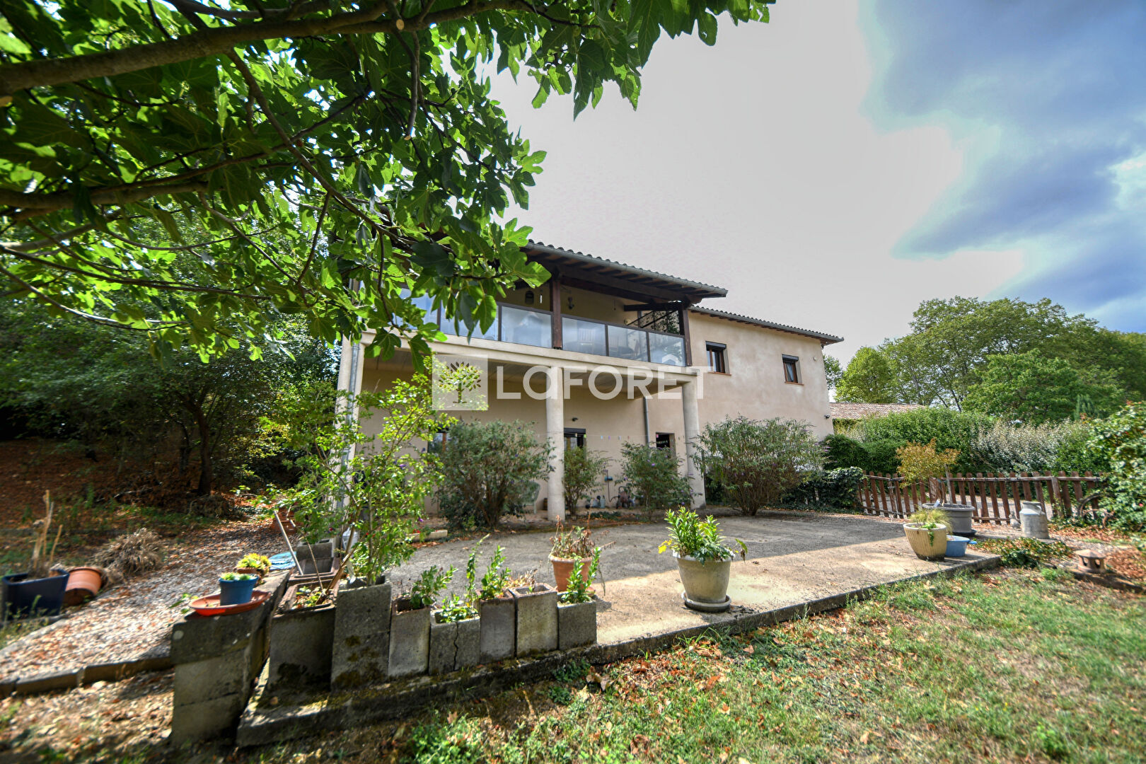 MAISON AVEC VUE PANORAMIQUE A VENDRE A SALVAGNAC