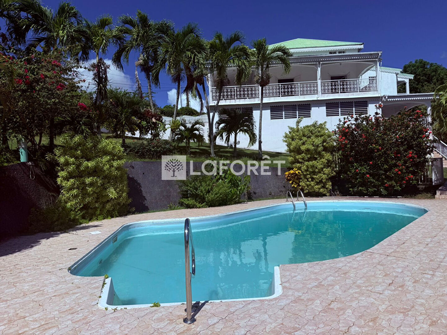 Sublime Villa Les Abymes 291.95 m2