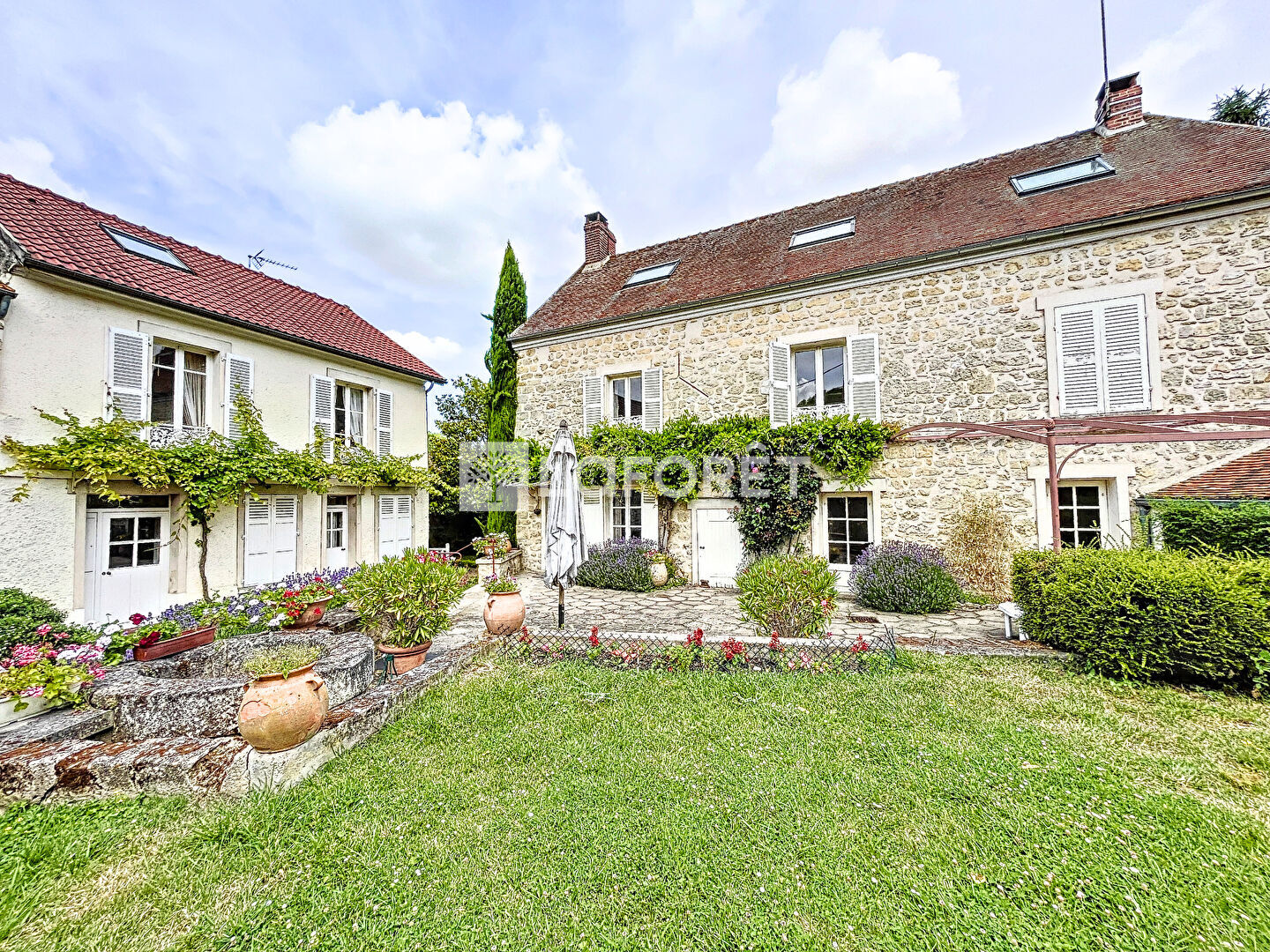 Propriété coup de coeur corps de ferme & maison d'amis proche Viarmes