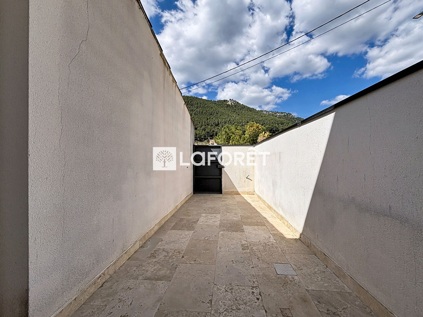 Maison Cuges Les pins / Terrasse / Garage / Neuve