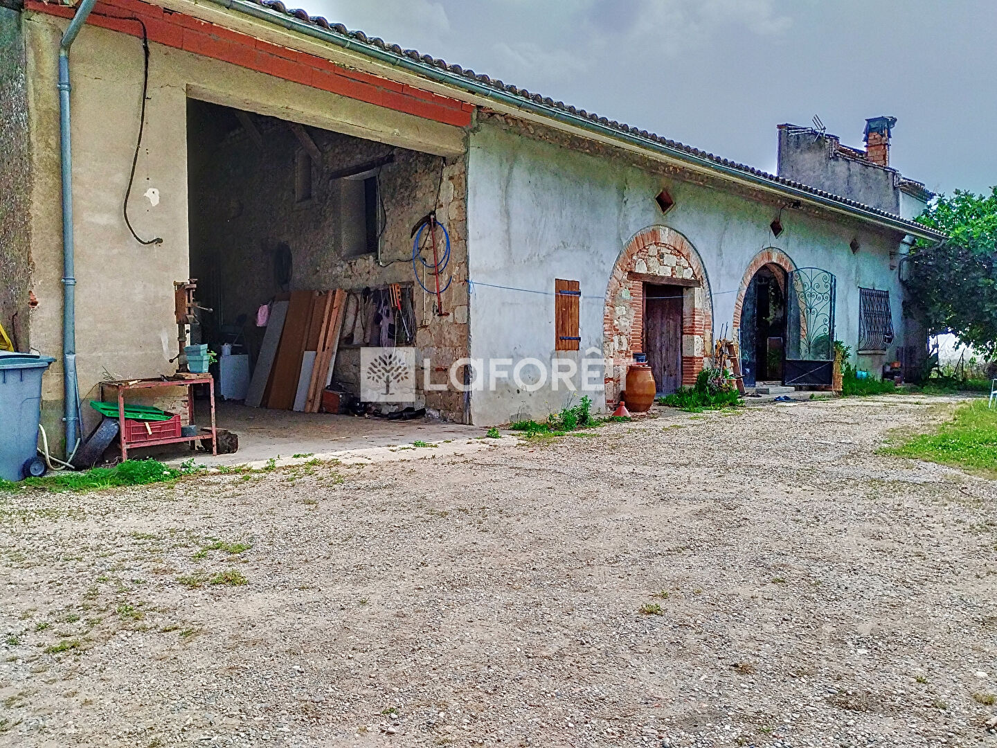 Fermette Pommevic 4 pièce(s) 126.54 m2 - 4 hectares de terres