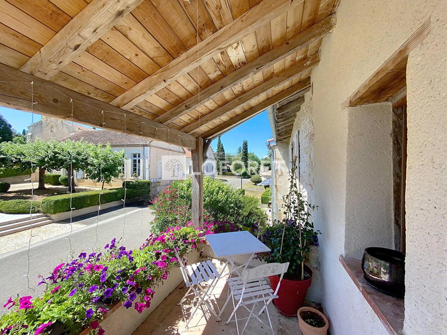 Maison de Village entièrement rénovée d'environ 200m²