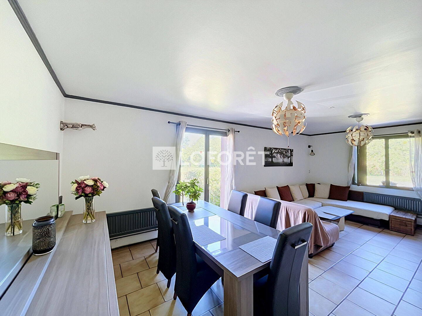 Maison Lafrancaise 5 pièces environ 115.68 m2 - 3604m² de terrain - double garage