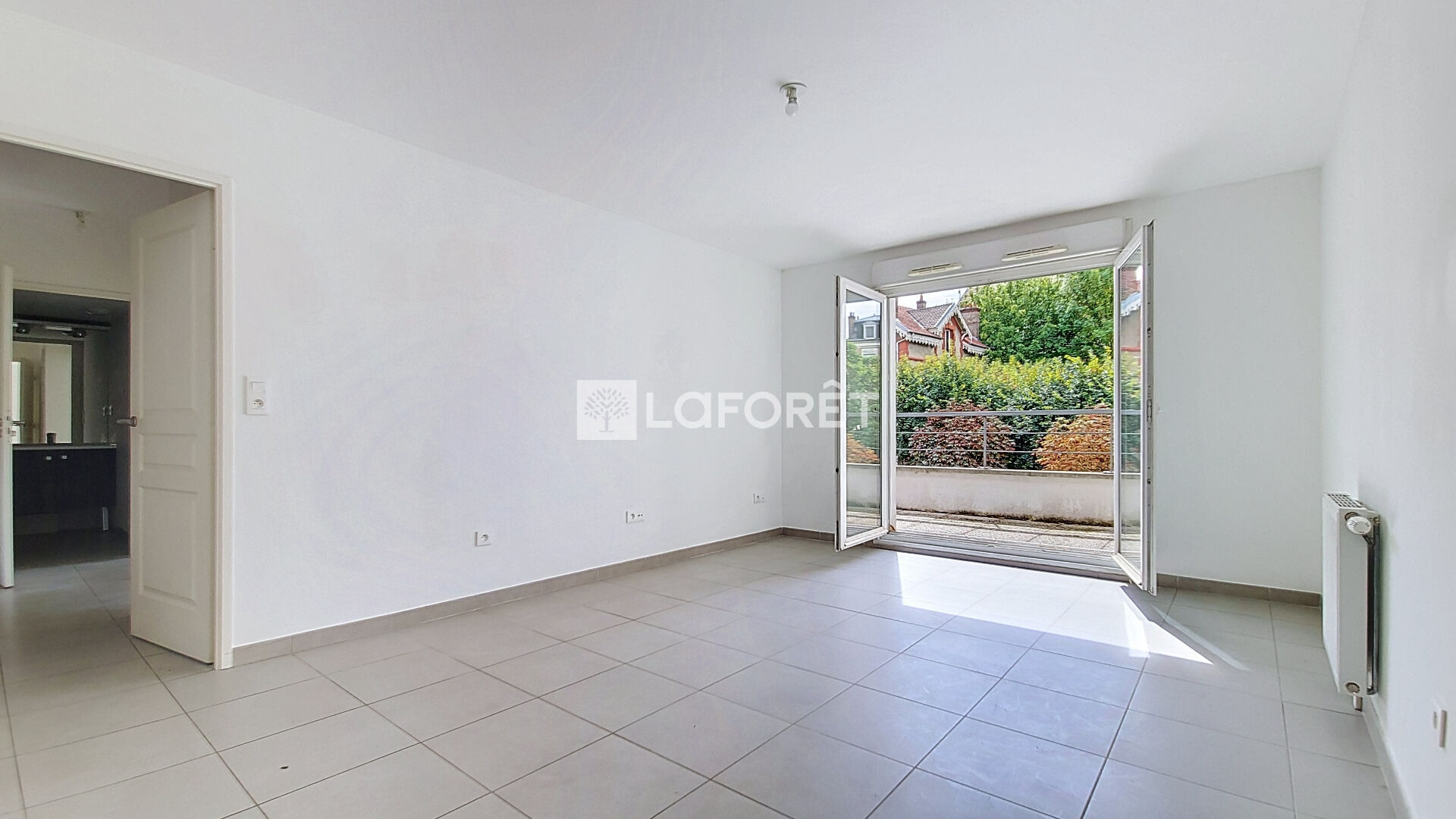Balcon de 7 m², résidence de standing et parking privatif