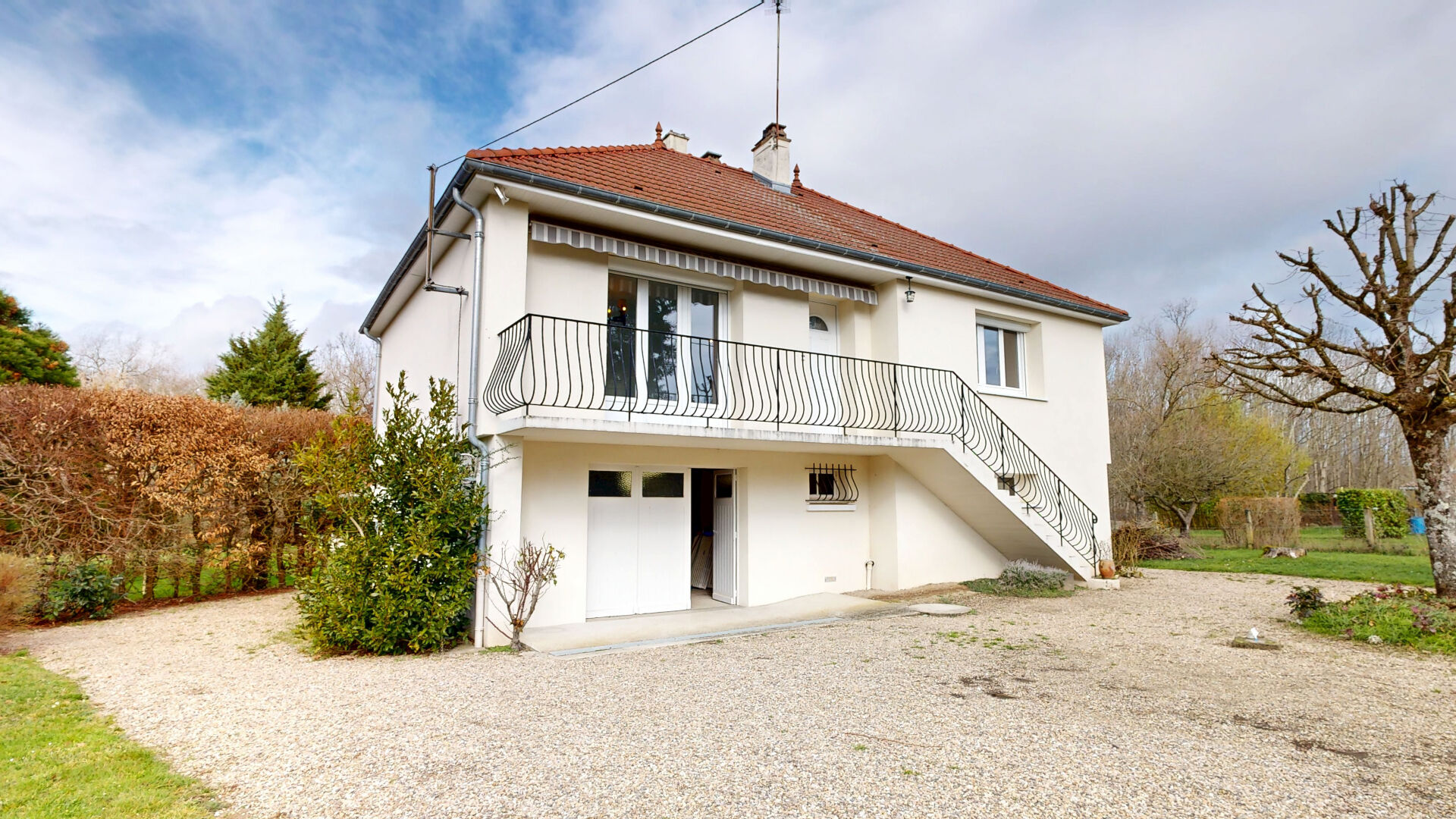Maison Neuilly Le Real