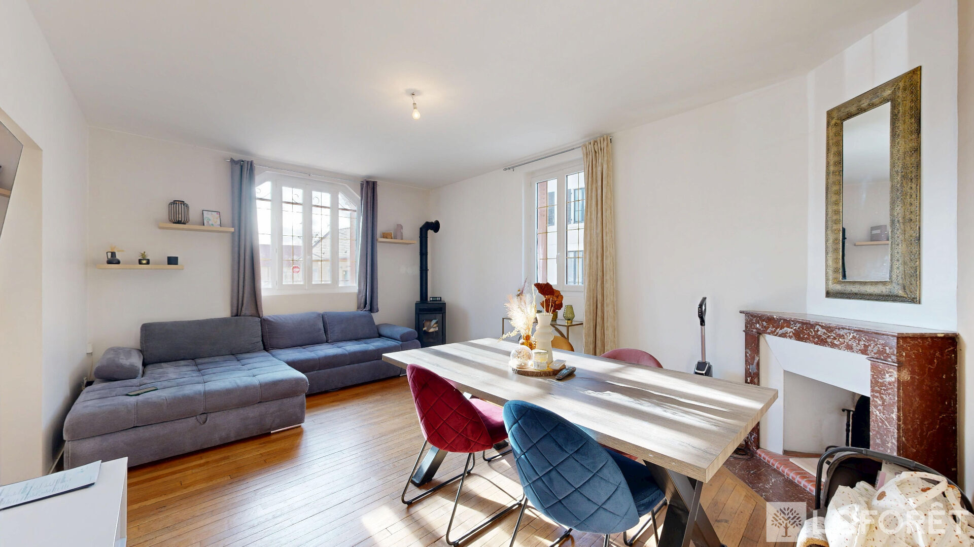 Maison de village rénovée, proche du PAL à Thiel-sur-Acolin