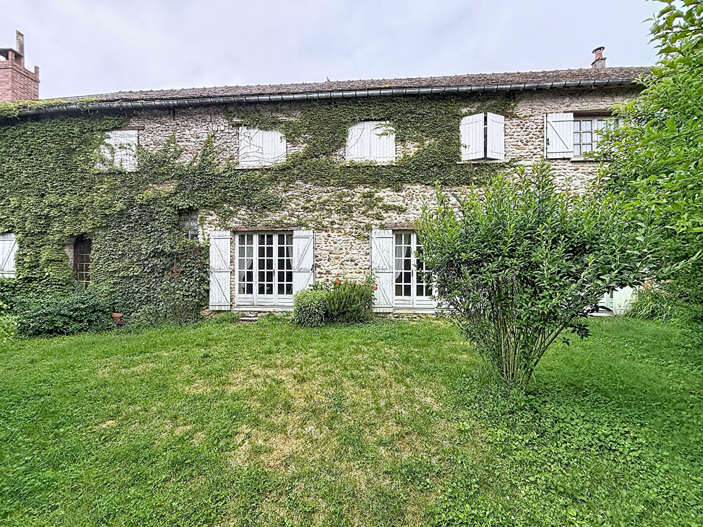 Maison Orvilliers 8 pièce(s) 253 m2
