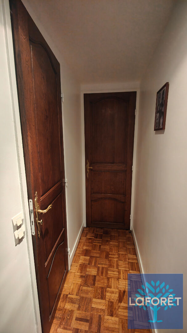 T4 + cave et parking - 72.91 m2 - NEUILLY SUR MARNE