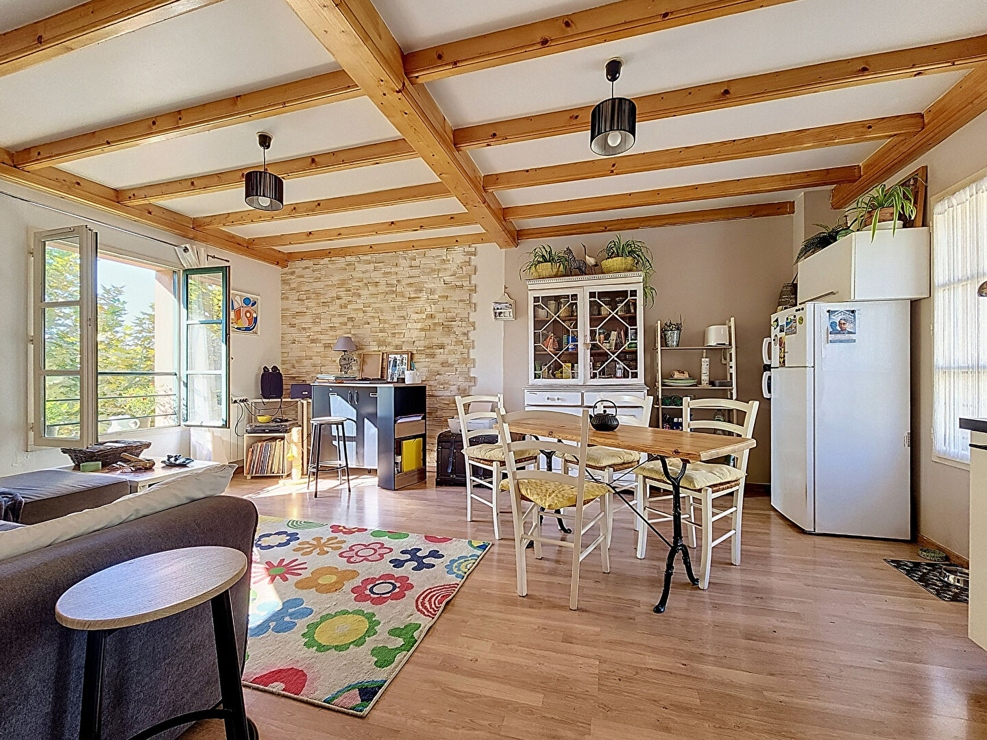 Neuville-sur-Saône - T3 de 58,44m² avec parking et faibles charges