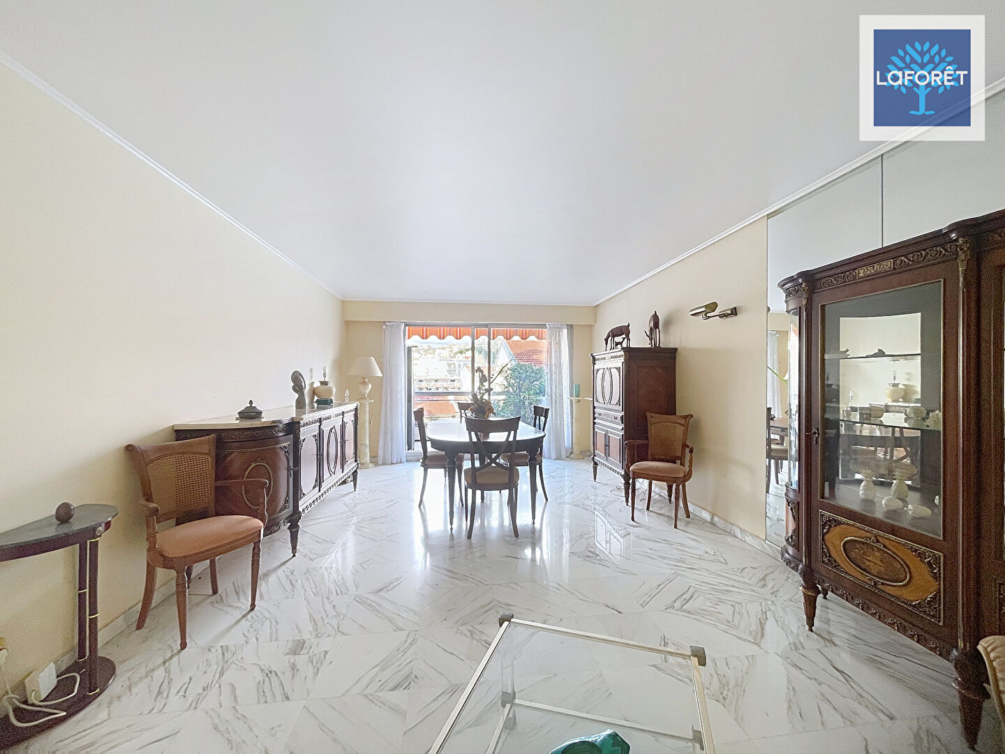 Nice Appartement  Familial 5 pièce(s) 130.40 m2