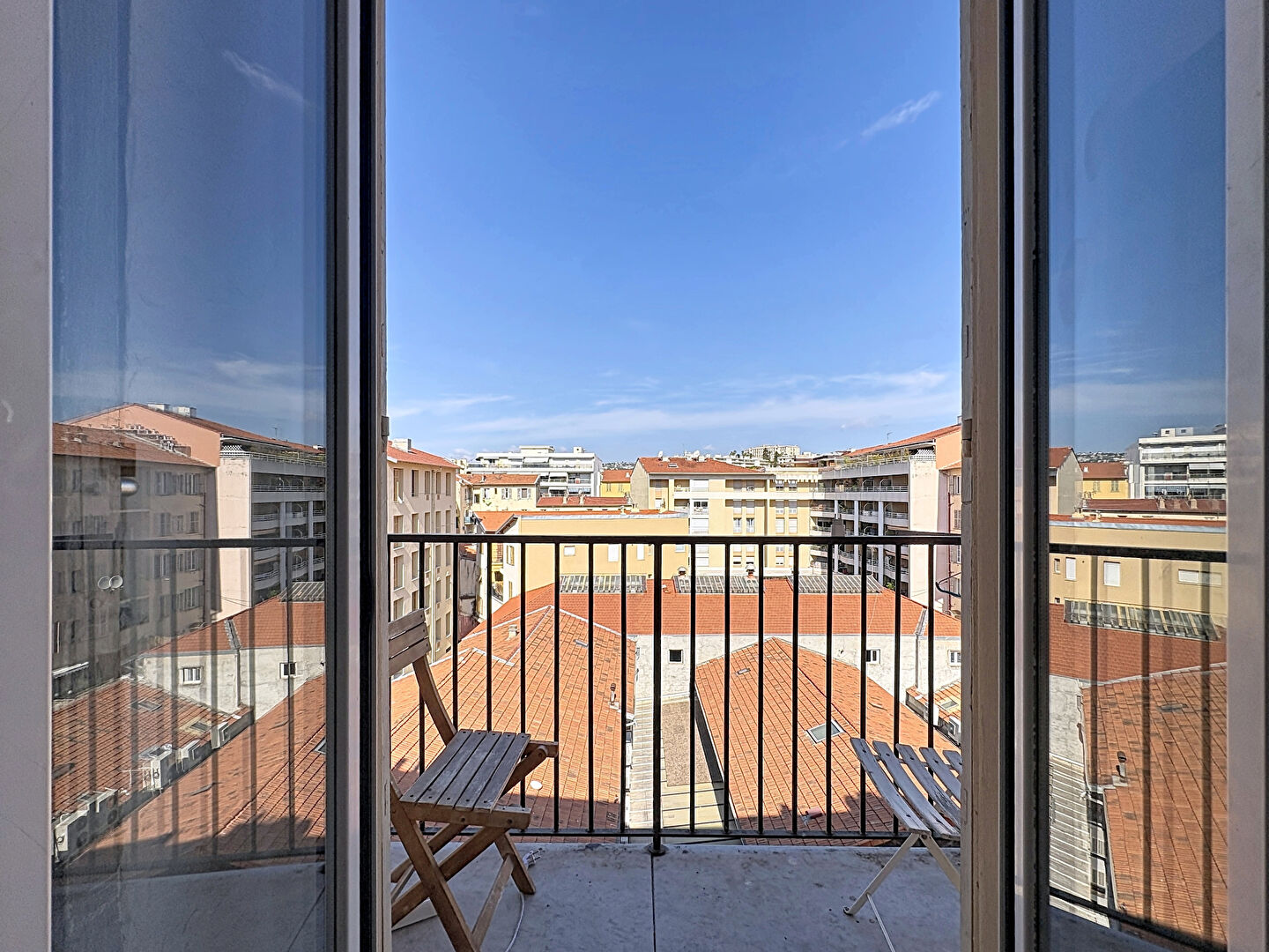 Appartement Nice 2 pièces 41,82 m2 secteur début de riquier limitrophe au port