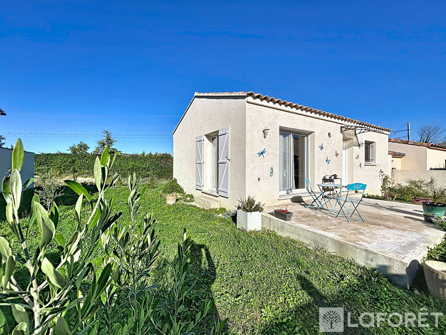PIOLENC - Maison RE 2020, plain pied 2 chambres + garage sur jardin