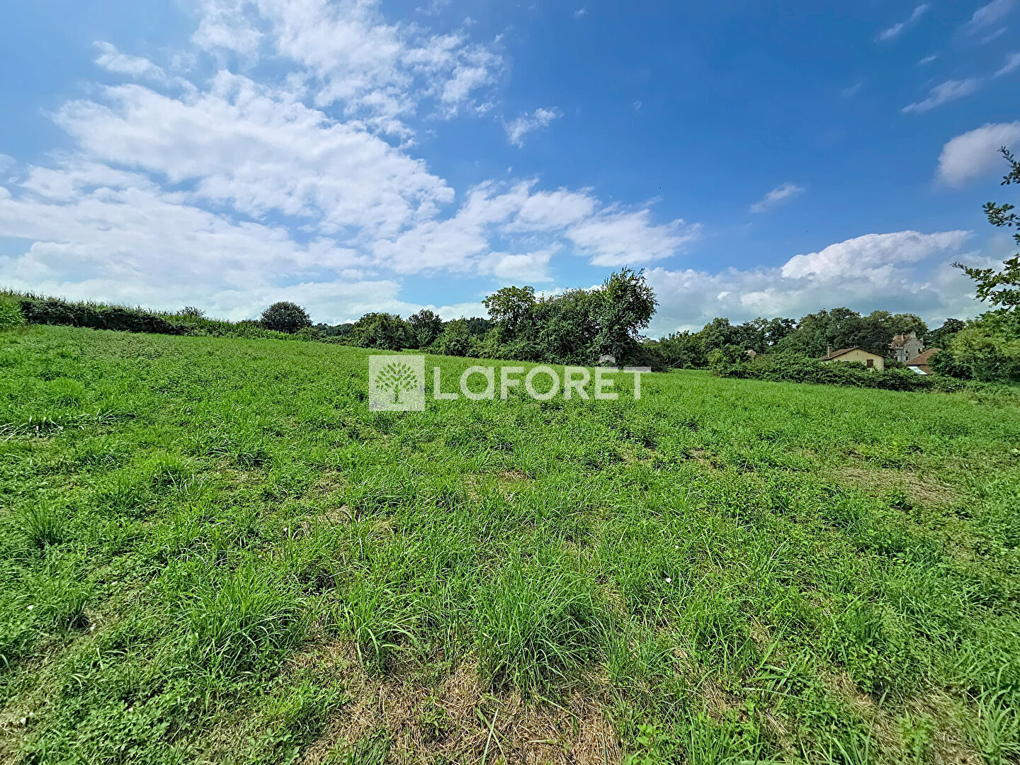 Terrain à bâtir proche Orthez 2085m²