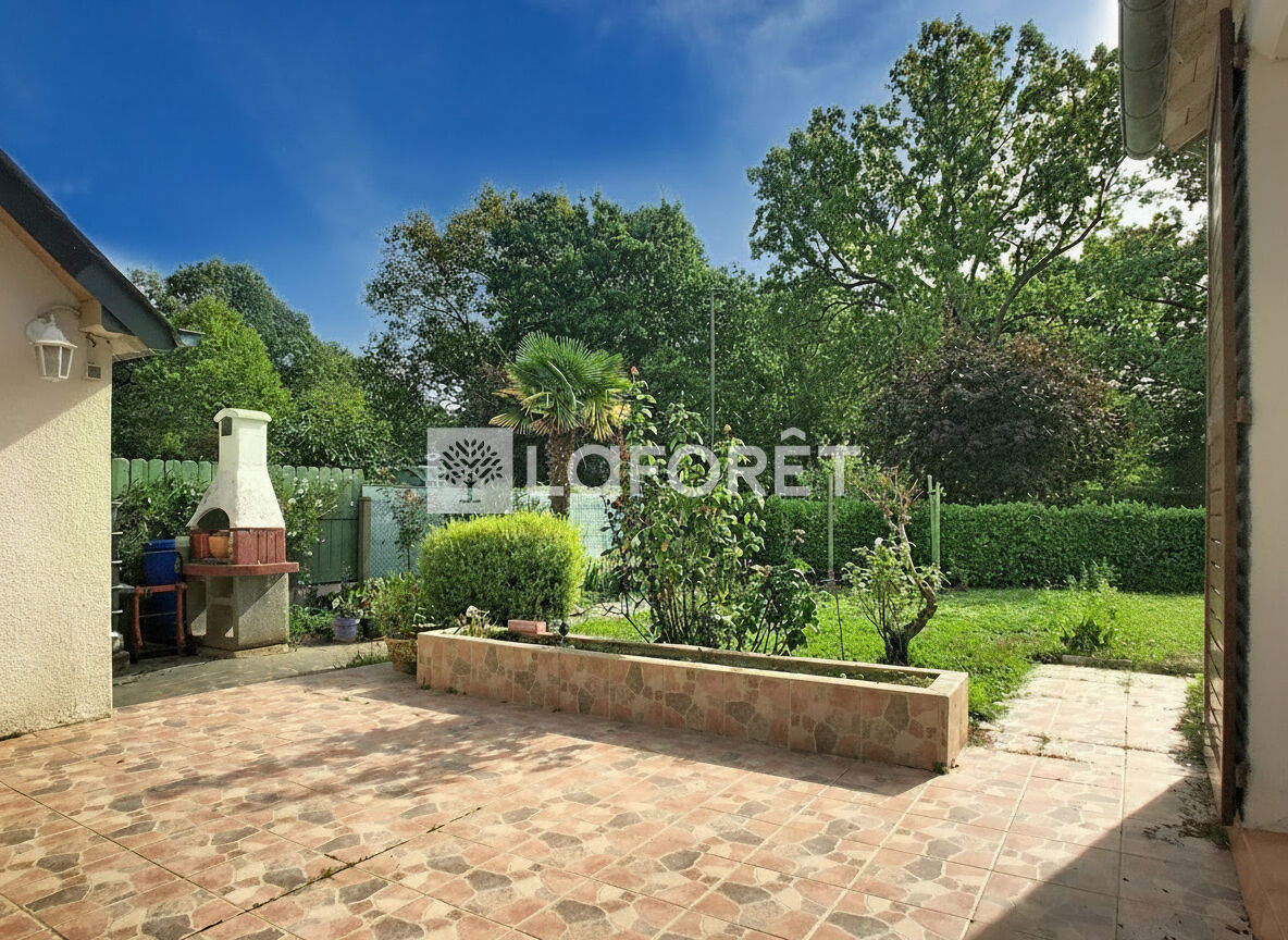 Maison Chartres-de-Bretagne, plain-pied, 78 m², terrain clos 371 m²