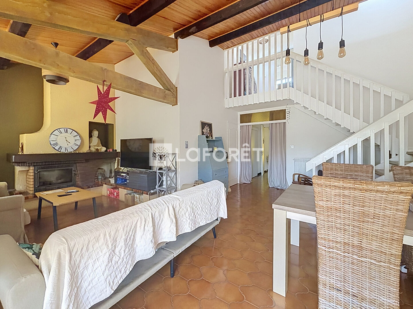 Villa familiale sur les Hauts de St Estève - secteur Etang