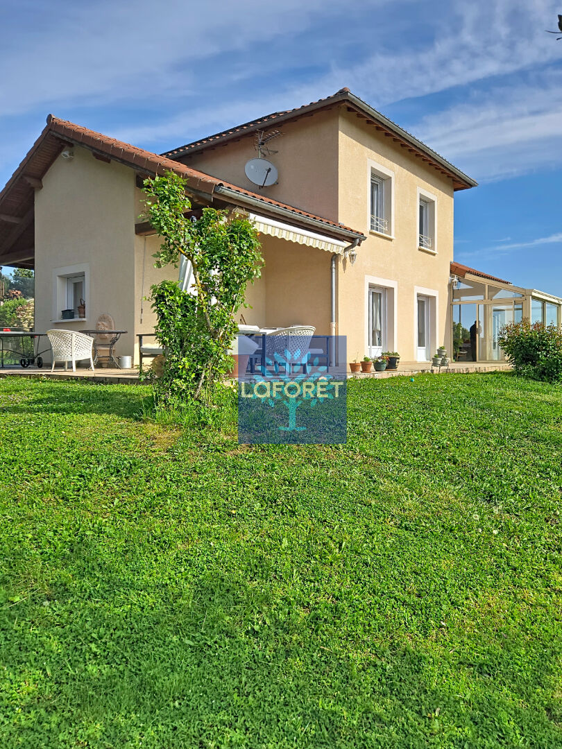 Maison 170 m² - 5 Chambres - Vue dégagée - Terrain 1700 m² - Proche Lyon