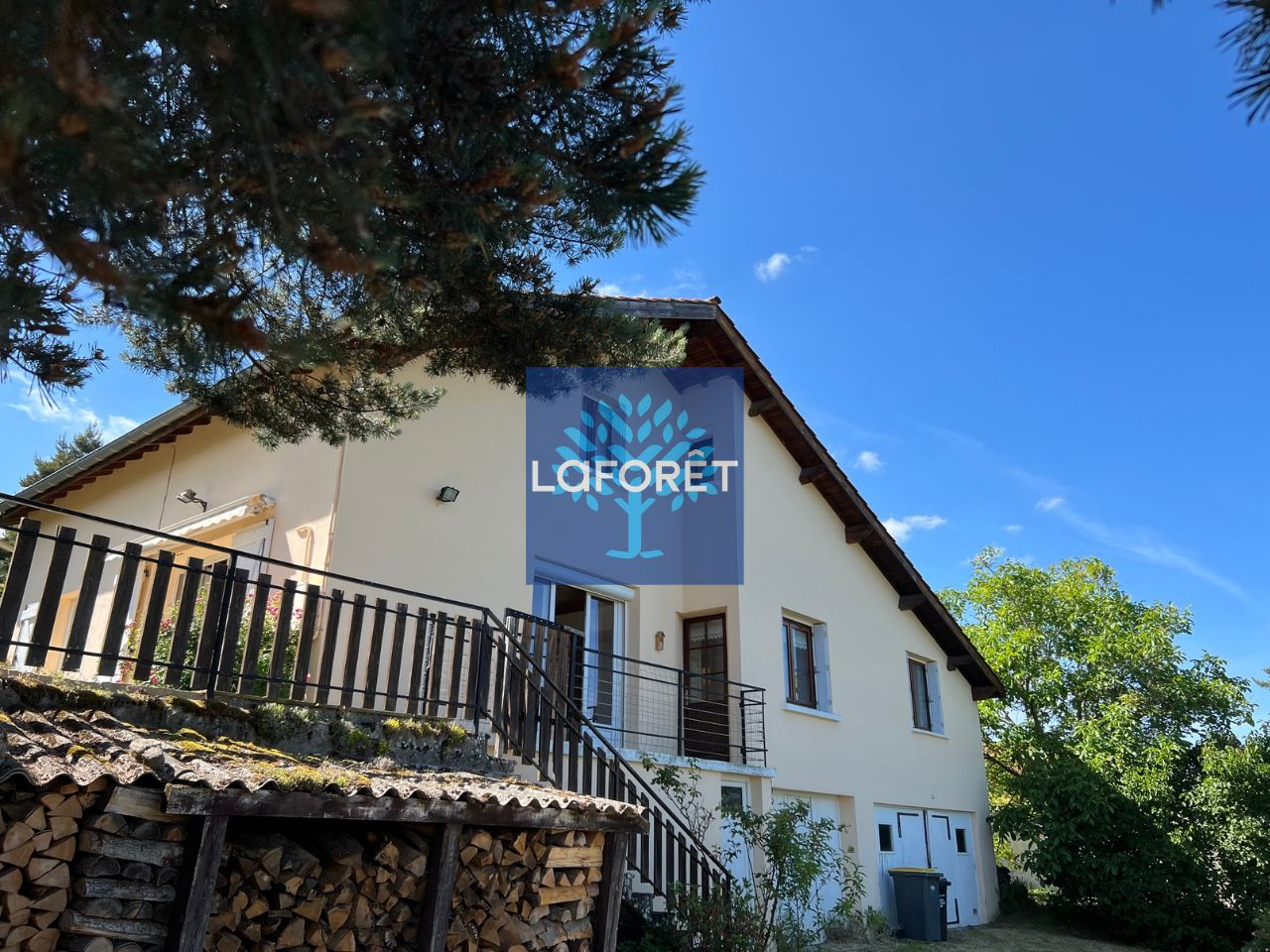 Maison familiale 7 pièces Bard 4 chambres vue dégagée