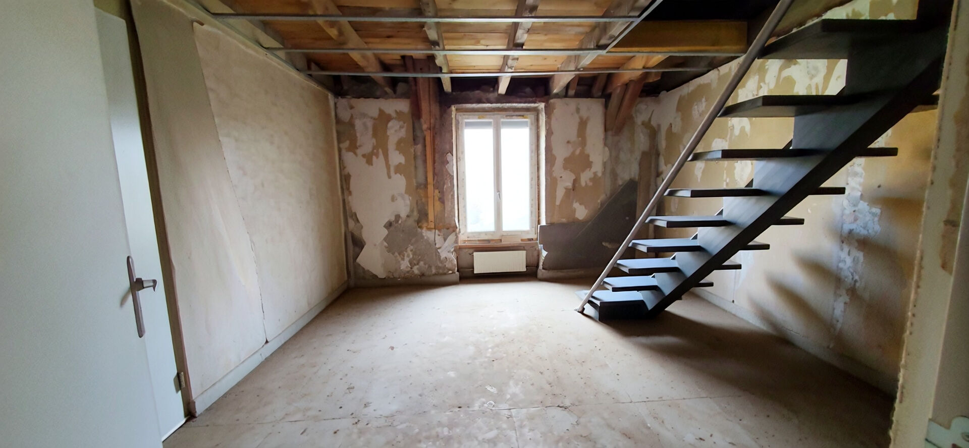 Plateau à rénover 120 m²