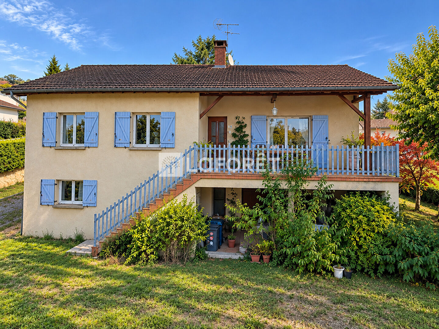 Maison traditionnelle, 4 chambres avec jardin de plus de 800 m² à St Laurent de Chamousset