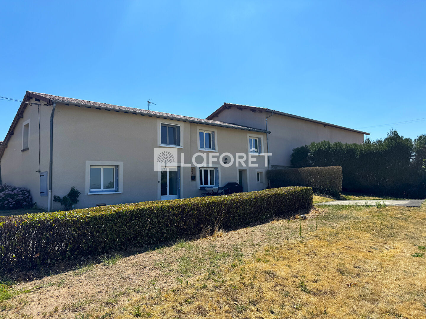 Corps de ferme sur 3 hectares de terrain