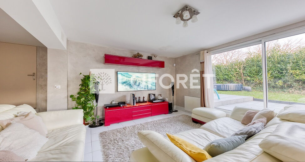 Maison à vendre à Roissy En Brie 7 pièce(s) 134m2