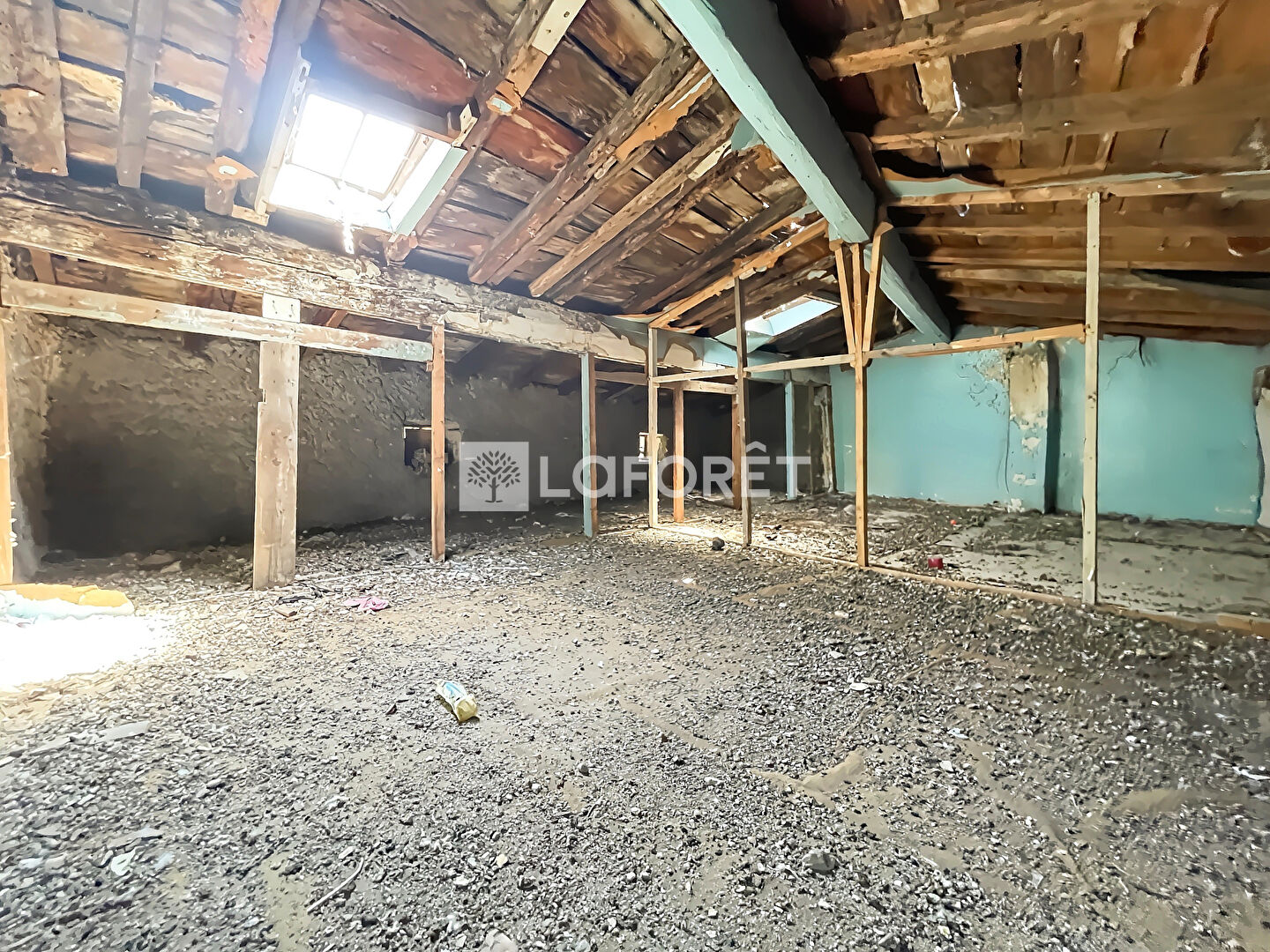 Maison en pierre - environ 120 m² Projet de réhabilitation complète